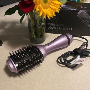 Professional 3” Blowout Brush